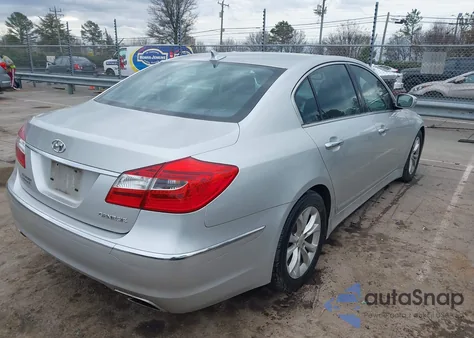 2013 Hyundai Genesis 3.8 z USA, uszkodzony, nr VIN KMHGC4DD9DU253497